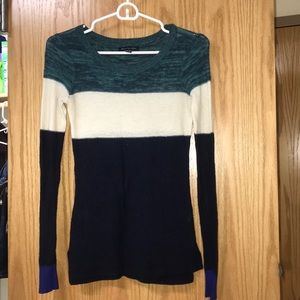 Tri-Color Long Sleeved Sweater
